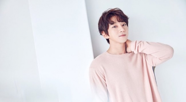 Hwang Chi-yeul becomes best-selling nongroup artist since 2013