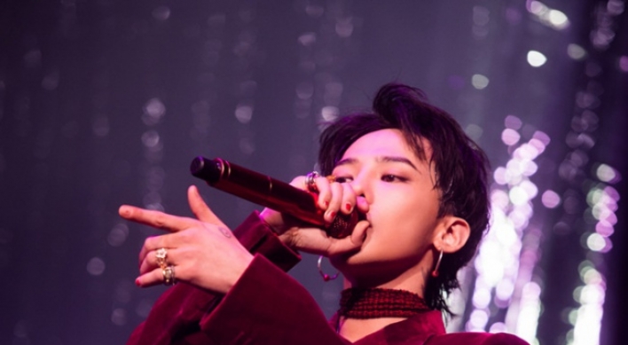 Sleepless in Seattle as G-Dragon kicks off N. America tour
