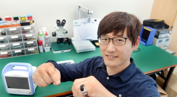 [Health-tech Korea] Keeping one's heartbeat on a finger