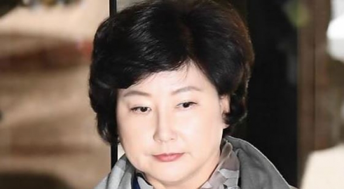 Police find no evidence against late singer Kim's widow over death of daughter