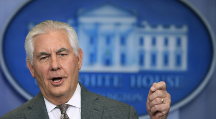Tillerson urges China to curb oil supply to N. Korea