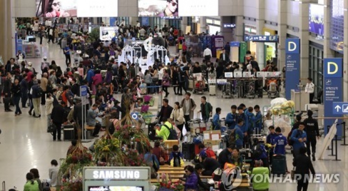 Koreans visiting Japan triple Japanese coming to Korea