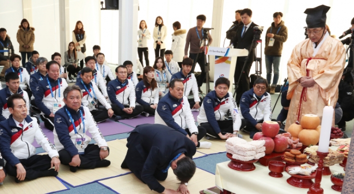 [PyeongChang 2018] Korean Olympic athletes mark Lunar New Year with joint traditional ceremony