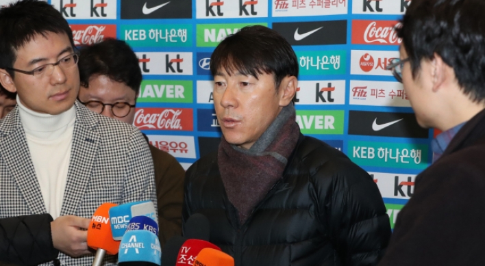 Korea football coach says reaching World Cup knockout stage is possible