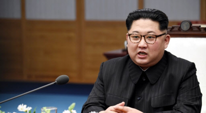 [2018 Inter-Korean summit] Kim Jong-un in spotlight: humorous and confident