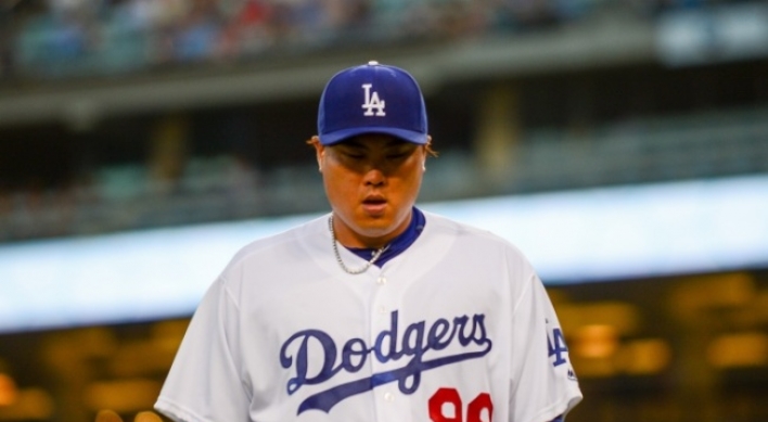 Dodgers' Ryu Hyun-jin leaves start early with groin injury