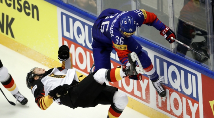 S. Korea blown out by US for 5th straight loss at men’s hockey worlds