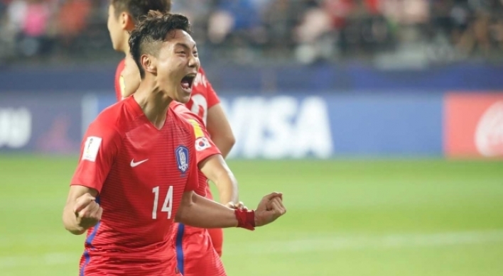 S. Korea's U-23 footballers stimulated by young forward's senior int'l debut