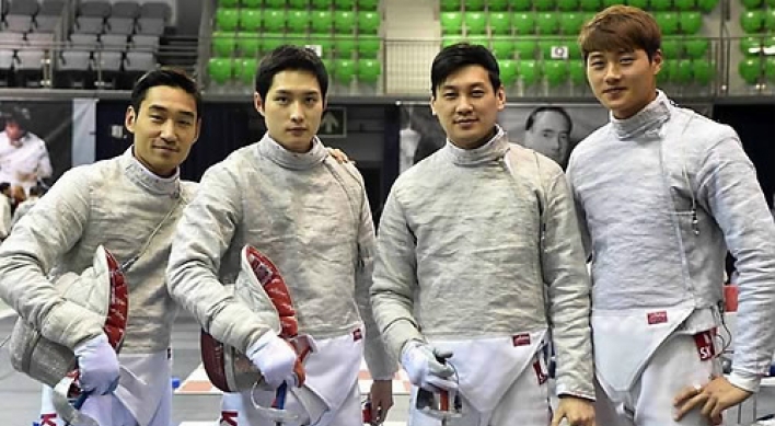 Korea defends fencing world title in men's team sabre