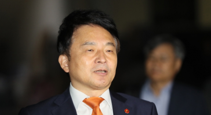 Jeju governor under probe for alleged violation of election law, bribery