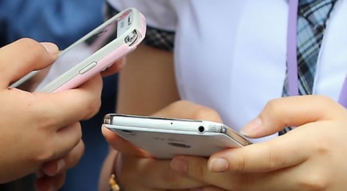 80% of Koreans concerned about heavy dependency on smart devices
