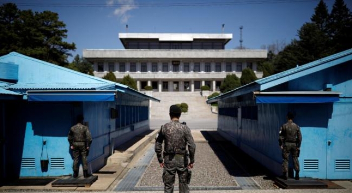 Two Koreas, UNC hold first trilateral talks to disarm JSA