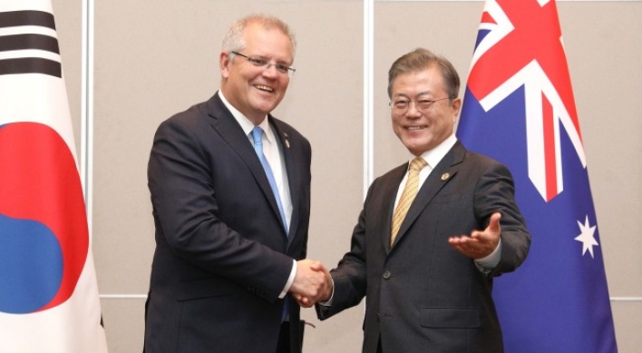 Moon meets Australian PM, vows to maintain ties