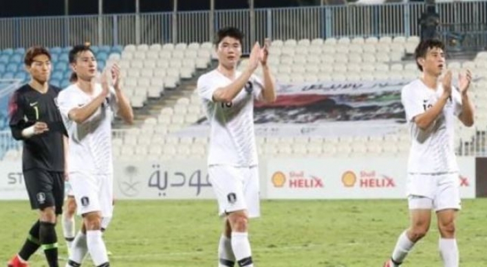 S. Korea football coach tasked with filling void of veteran midfielders