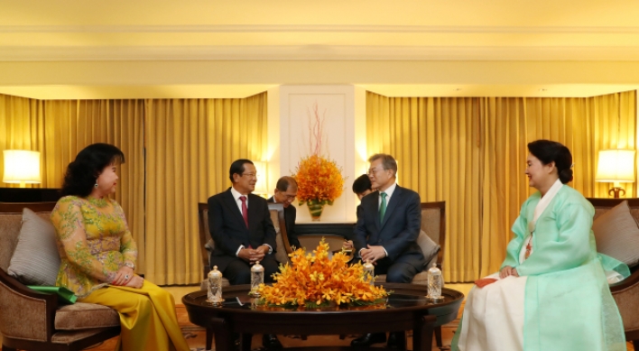 S. Korean president set to meet Cambodian leaders