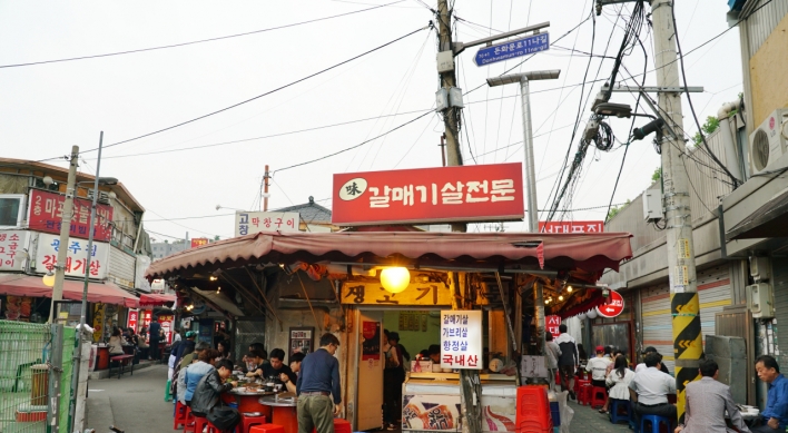 [Seoul Food Alley] Trip back to ’90s: visiting ‘seagull meat alley’ in central Seoul