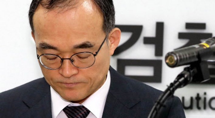 Top prosecutor apologizes for prosecution’s past misdeeds