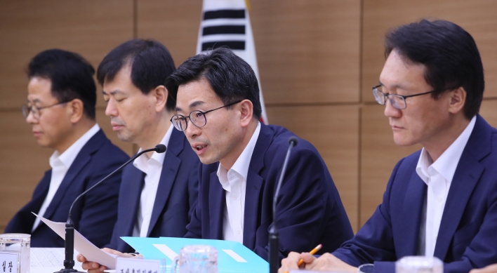 Korea to raise tax credit rate for corporate facility investments, R&D
