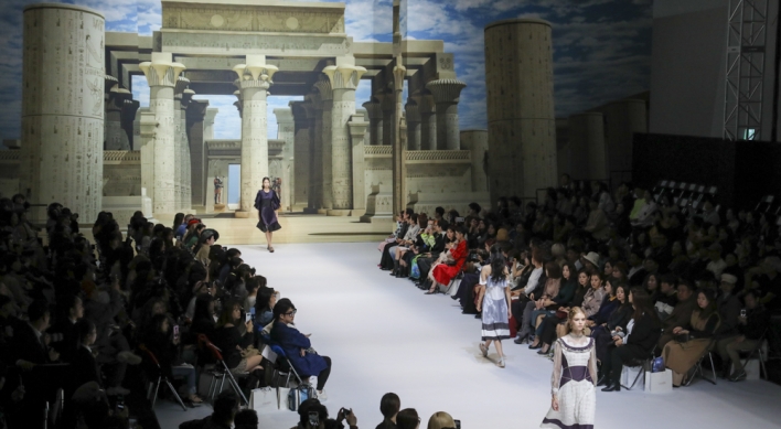 Seoul Fashion Week suggests fresh looks for 2020