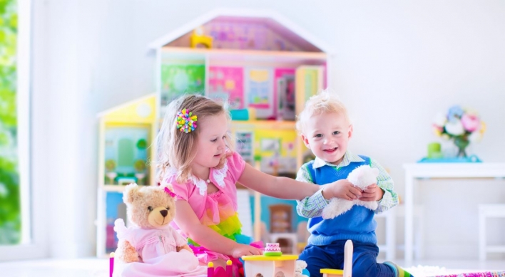 Complaint filed against pink toys for girls, blue for boys