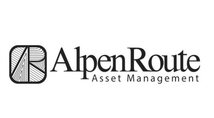 Hedge fund AlpenRoute may freeze W180b investor funds as distrust builds