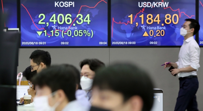 Seoul stocks open lower amid fears of COVID-19 resurgence