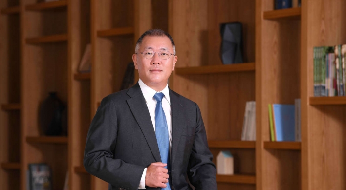 [News Focus] Chung Euisun moving Hyundai Motor Group toward future mobility