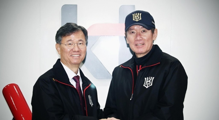 KT Wiz manager signs 3-year extension after guiding club to 1st KBO postseason