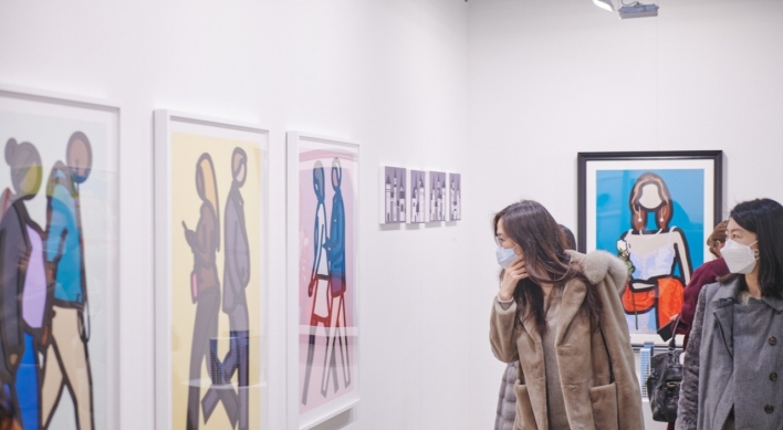 [Feature] Not just window shopping: Young generation dives into art market