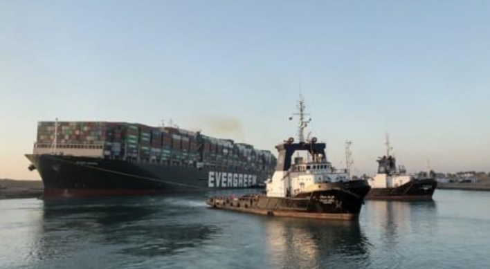 S. Korea sends naval destroyer to Suez Canal amid ship salvage work