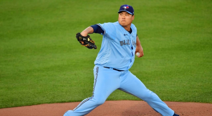 Blue Jays' Ryu Hyun-jin rides cutter to impressive win over Yankees