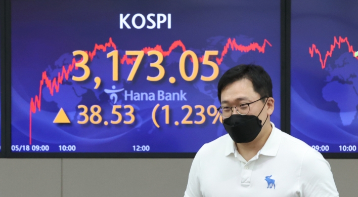 Seoul stocks rebound on tech and chip gains