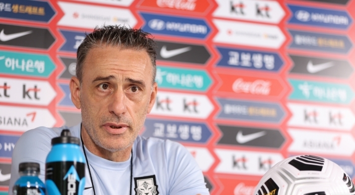 S. Korea coach not fixing what's not broken ahead of World Cup qualifier