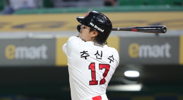 Choo Shin-soo to receive treatment, reunite with family in US during KBO break