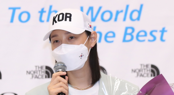 Volleyball great Kim Yeon-koung leaves door open for return to int'l play
