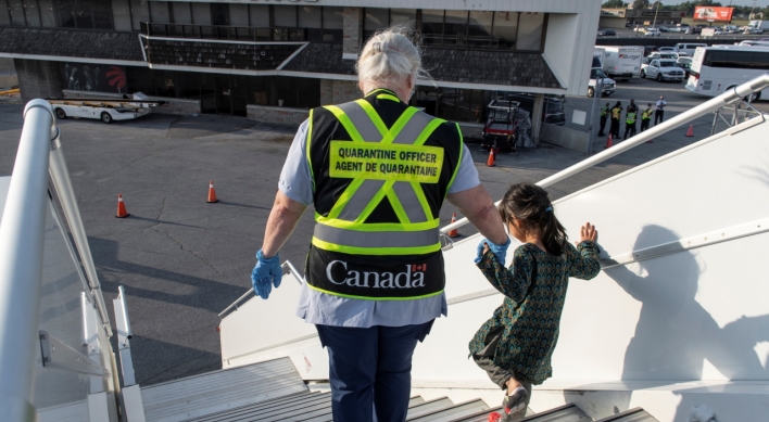 Canada halts Afghanistan evacuations as deadline looms