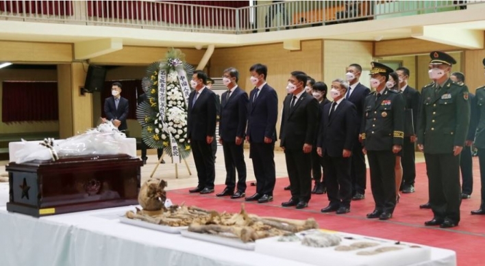 S. Korea, China hold ceremony to casket 109 sets of Chinese troop remains