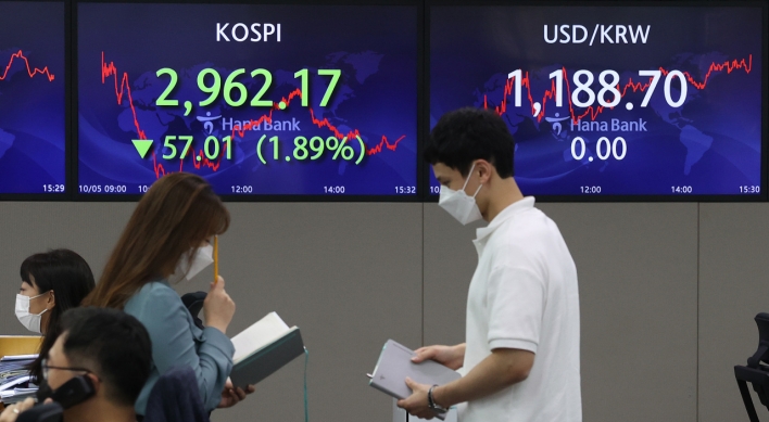 S. Korean stock market nosedives to almost 7-month low
