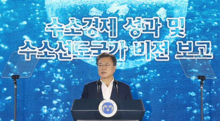 Moon vows to further push hydrogen economy initiative