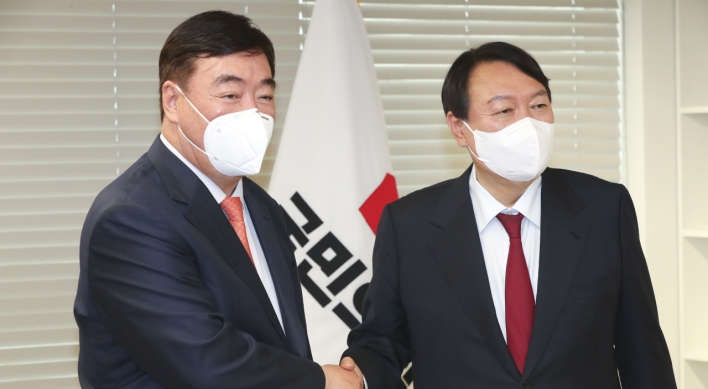 Presidential hopeful Yoon vows to enhance Seoul-Beijing ties