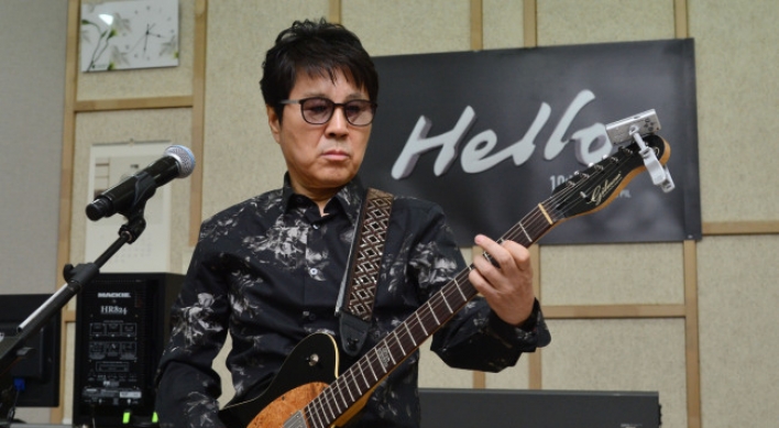 Singer Cho Yong-pil likely to return with new album this year