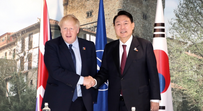 Korea, UK adopts new framework for closer cooperation