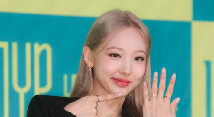 Nayeon debuts at No. 7 on Billboard 200, becoming highest-charting K-pop solo artist