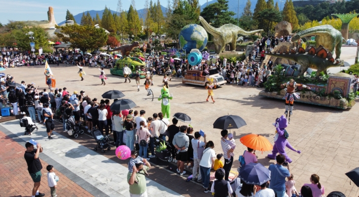 Dinosaur expo takes place in Goseong