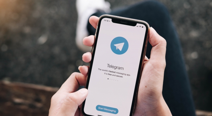 KakaoTalk loses 2 million users; Line, Telegram see bump in new members