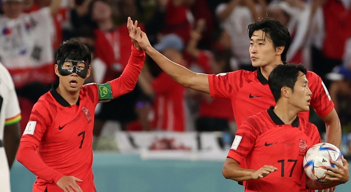 [Newsmaker] [World Cup] Outlook bleak, but not completely dark for S. Korea after loss to Ghana