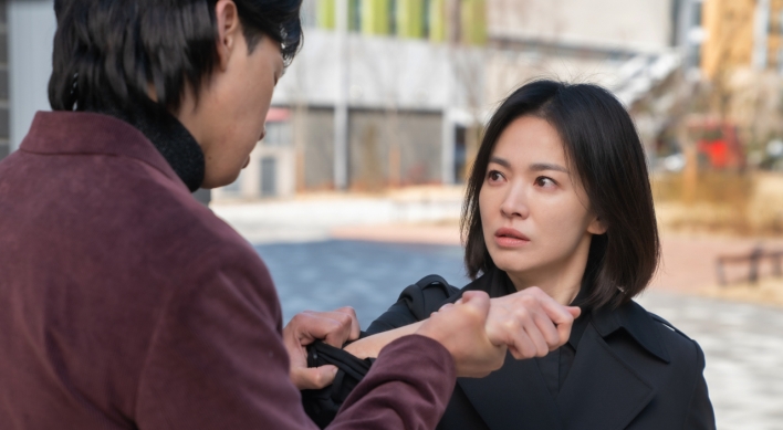 Screenwriter Kim Eun-sook challenges new genre with Song Hye-kyo