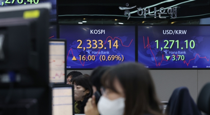 Seoul stocks open higher amid recession woes