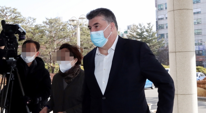 Ex-GM Korea CEO found guilty of illegally outsourcing labor