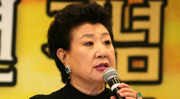 Singer Hyun-mi dies at 85